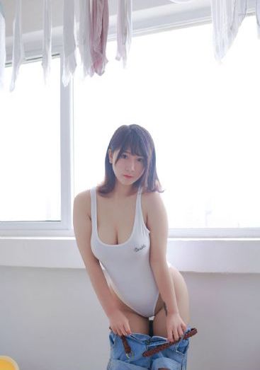 被迫成为女同学的脚奴袜奴_BD韩语完整版观看
